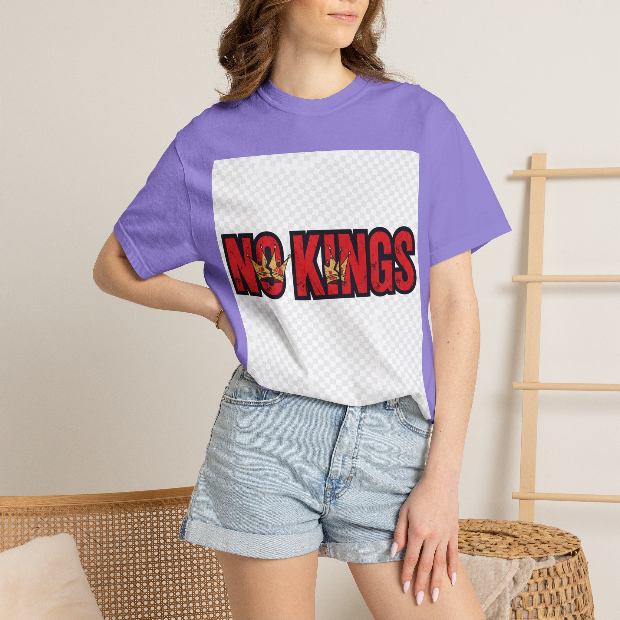 No Kings symbol T-shirt | Anti-monarchy graphic tee